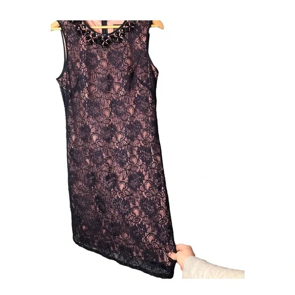 Adrianne Papell | Blue lace sleeveless midi dress pink lining beaded detail • - Picture 4 of 8